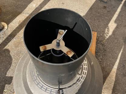 Bild 3:Futterautomaten DIMA Feeder