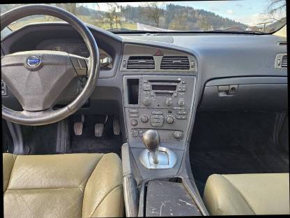 Bild 9:Volvo S60 2.4D