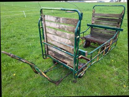 Bild 2:Postanhänger Holzanhänger Anhänger für Bummelzug - Fasching