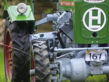 Bild 2:Seltener Lindner LH17 Allrad