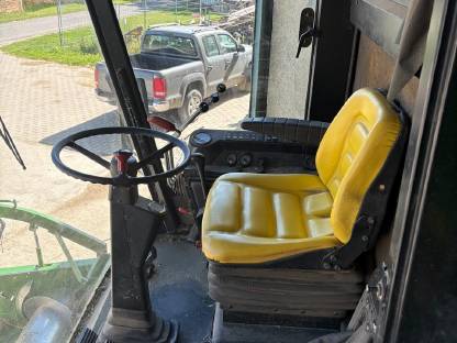 Bild 2:John Deere 1157