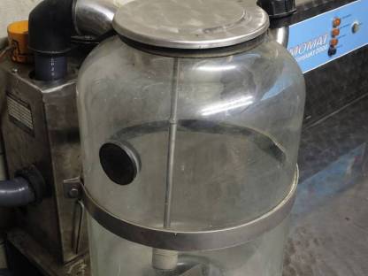 Bild 4:Melkmaschine Vakuum Thermomat Kompakt 2000