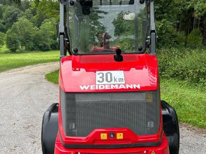 Bild 5:Weidemann 1260 LP unter 2 m Bauhöhe