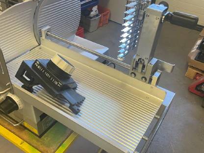 Bild 5:Ablege Aufschnittmaschine Vollautomat Gräf 804VA