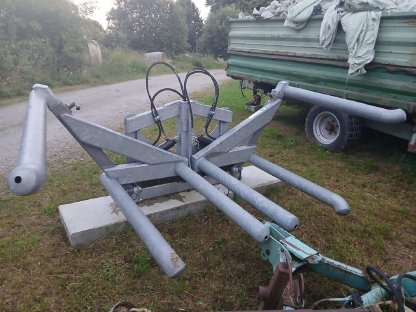 Bild 2:Fliegl Ballengabel Schmetterling