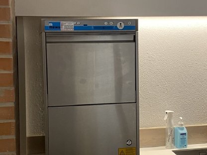 Bild 3:Meiko Gläserspüler ohne Polieren FV28G