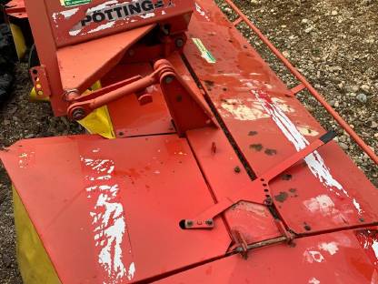 Bild 2:Pöttinger Trommelmähwerk