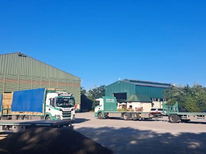 Bild 2:Stroh-Heu-Grumet-Silageballen-Maissilageballen