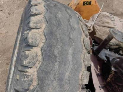 Bild 2:Rad Reifen Felge