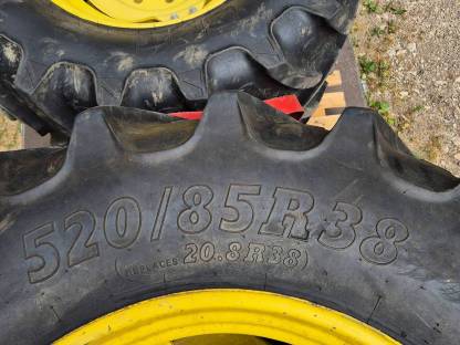 Bild 2:Radsatz komplett John Deere 6120M