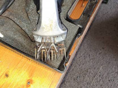 Bild 2:Schafschermaschine GAKU Typ 1100-1-TD