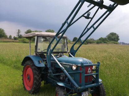 Bild 2:Hanomag 324S