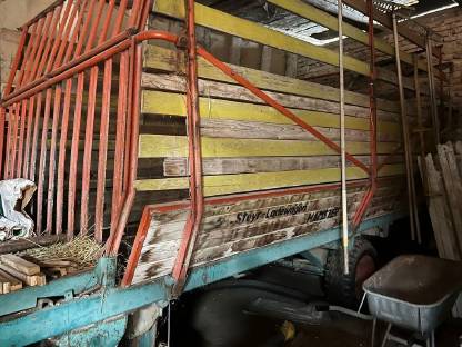 Bild 2:Ladewagen Hamster