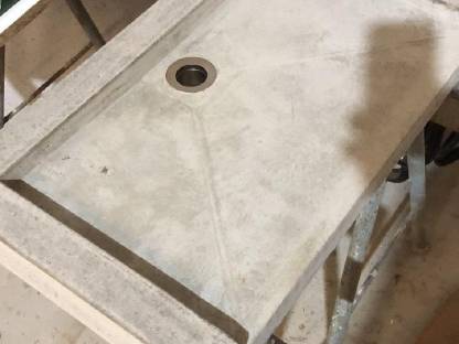 Bild 2:Betonwaschbecken