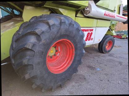 Claas Mähdrescherreifen
