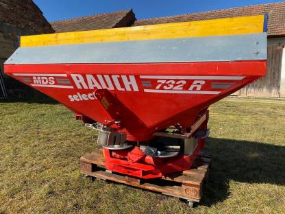 Bild 2:Rauch MDS 732R Mineraldüngerstreuer