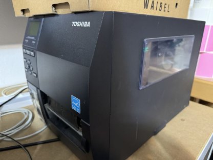 Bild 3:Toshiba Thermotransfer-Etikettendrucker B-EX4T2-H