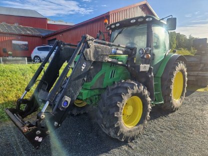 John Deere R 6125