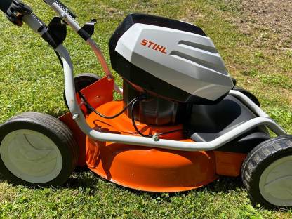 Bild 7:STIHL RMA 2 RPV Akkurasenmäher