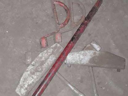 Bild 2:Zwischenringe und Befestigungsteile für Zwillingsbereifung