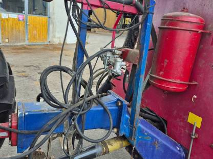 Bild 7:Siloking Futtermischwagen