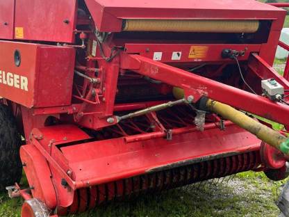 Bild 5:Welger Rundballenpresse RP 15 S