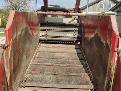 Bild 7:Strautmann Herkules Silokamm