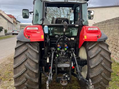 Bild 7:Traktor Steyr 4095