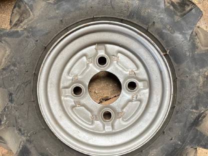 Bild 2:Verkaufe Gummireifen für Rex