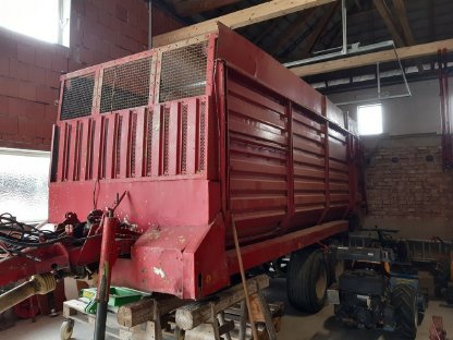 Bild 3:Hackgut-Anhänger Abschieber