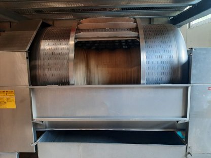 Bild 4:Traubenpresse Della Toffola SP 12