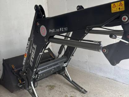 Frontlader Stoll Profiline FZ 10