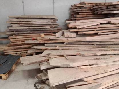 Bild 4:Birnbaumholz, Birnbaumbretter