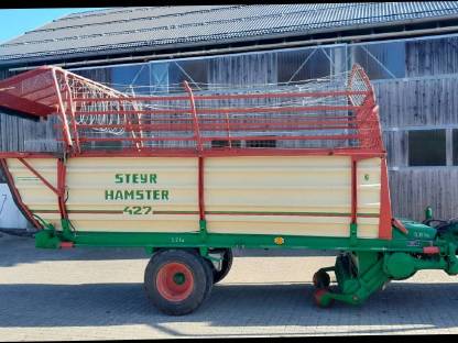 Bild 3:Ladewagen Steyr Hamster 427