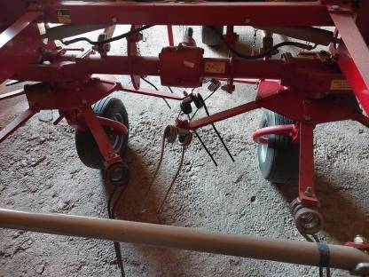 Bild 2:Stoll 455 Zettwender (Kreisler)