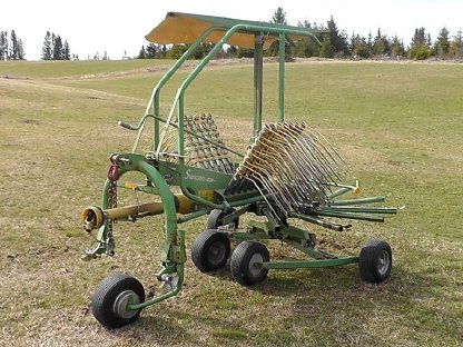 Bild 2:Krone Schwader Swadro 421