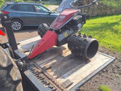 Bild 3:Transportplateau für Motormäher