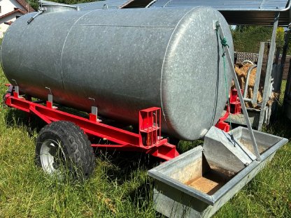 3.000 l Edelstahl Wasser-Bowser auf Anhänger