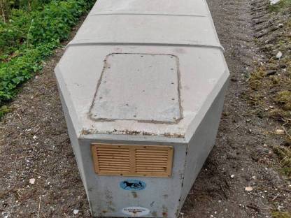 Verschenke Viehanhängerdach