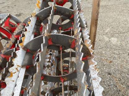 Bild 2:Krümmlerwalzen Einböck Vibrostar 500