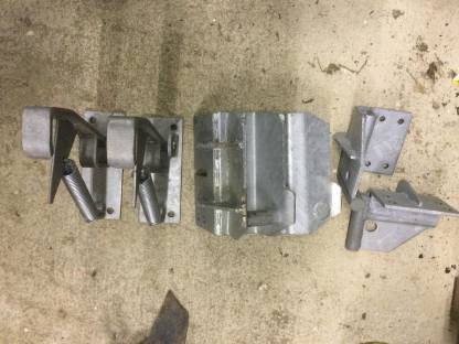 Bild 5:Aeby Aufbauhalterung Neuwertig