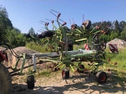 Claas Volto 1050T