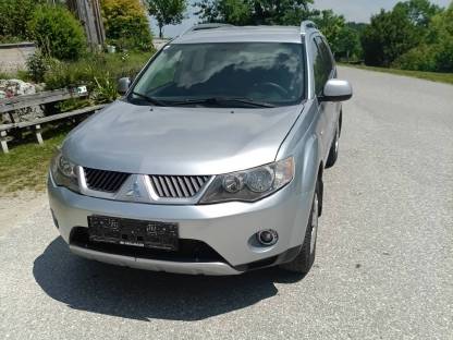 Mitsubishi Outlander II