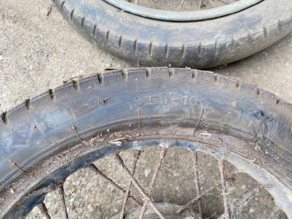 Bild 4:Reifen Puch Motorrad