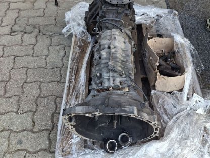 Bild 2:Schaltgetriebe Ford Ranger oder Mazda BT50