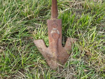 Bild 7:Kultivator zum Aufreißen von Erdböden CM5