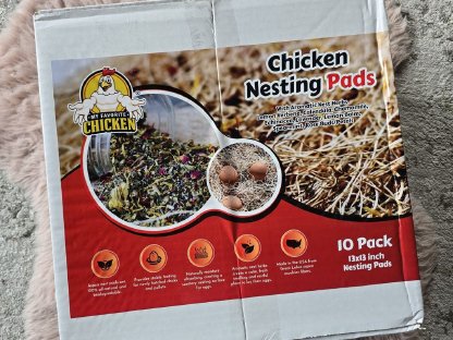 10er-Pack Hühnernesteinlagen mit aromatischen Nestkräutern
