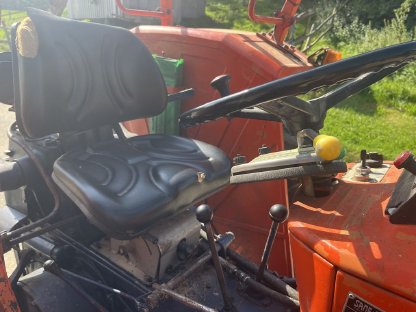 Bild 4:Gut erhaltener Same Falcon Traktor