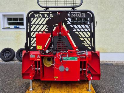 Bild 2:Krpan 8,5EH Seilwinde