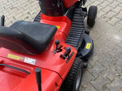 Bild 2:Sabo / John Deere Rasentraktor